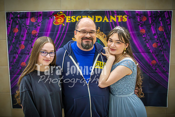 24 LHS - Descendants - Celebration - TJP (16 of 42)