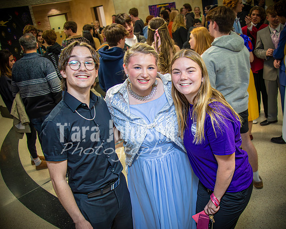 24 LHS - Descendants - Celebration - TJP (24 of 42)