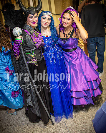24 LHS - Descendants - Celebration - TJP (36 of 42)