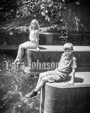 Weeks Family - BW - TJP (20 of 39)