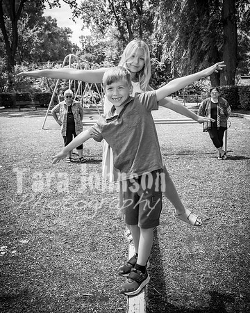 Weeks Family - BW - TJP (29 of 39)