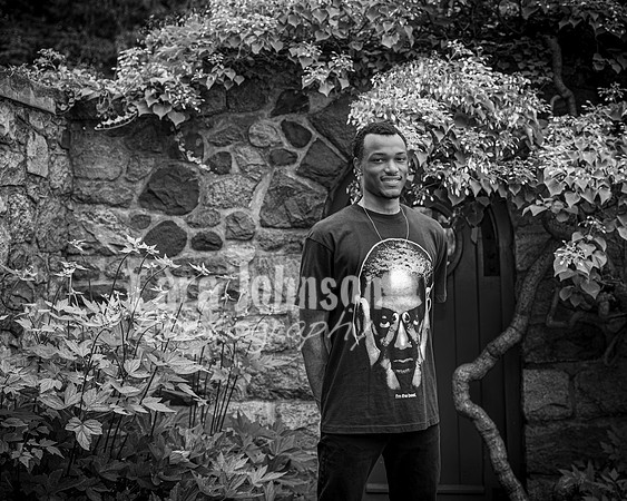 Gerrard McCoy @ Cranbrook Gardens - BW - TJP (94 of 127)