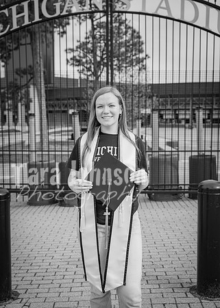 24 U of M Grad Photos - Audrey-50