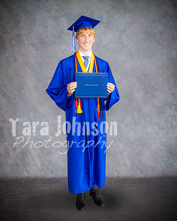 2025 IA Graduation - Gray Backdrop - TJP (84 of 359)
