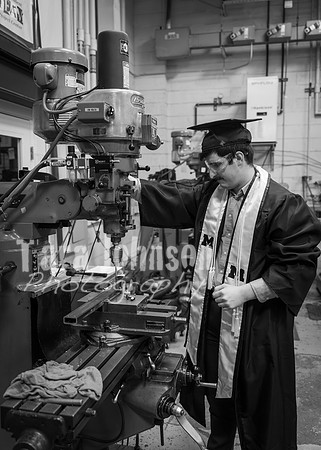 Kera & Friends Grad Photos W25 B&W (223 of 259)