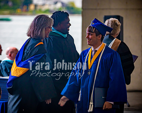 22 IA Grad - Angle #4 Sup-Board-AP - West - TJP (122 of 207)