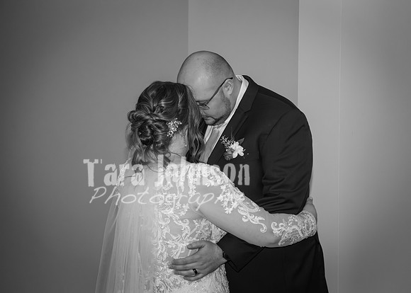24 M. & K. Eaton Wedding [Highlights B&W] - DH (45 of 47)