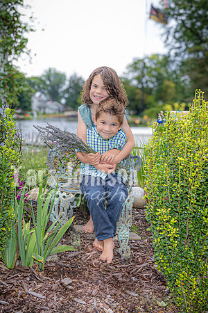Sculthorpe Family @ Cedar Island - Color - TJP (17 of 60)