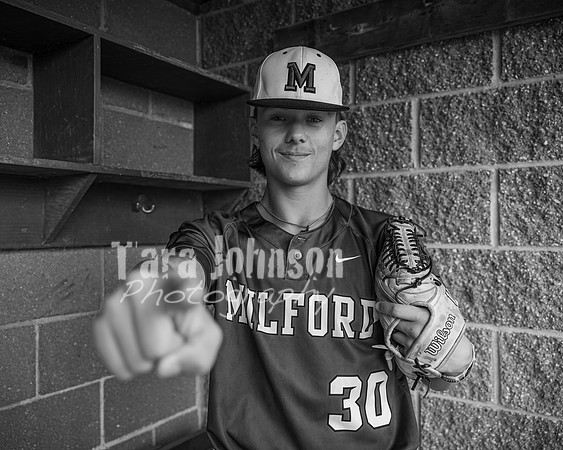 Brok Badertscher @ MHS - BW - TJP (27 of 44)