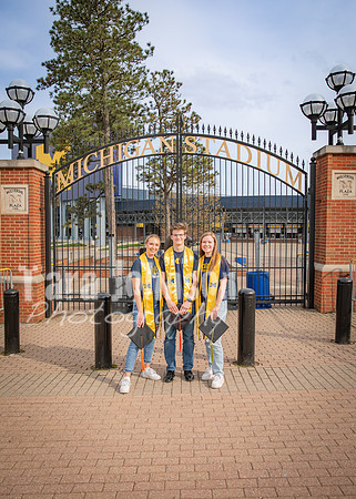 24 U of M Grad Photos - Audrey-61