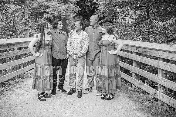 Torres Family @ Paint Creek Trail - BW - TJP (3 of 36)