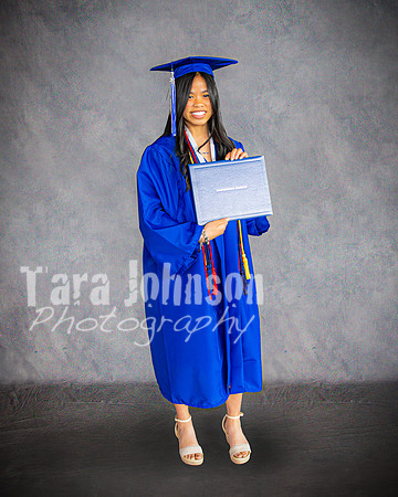 2025 IA Graduation - Gray Backdrop - TJP (86 of 359)
