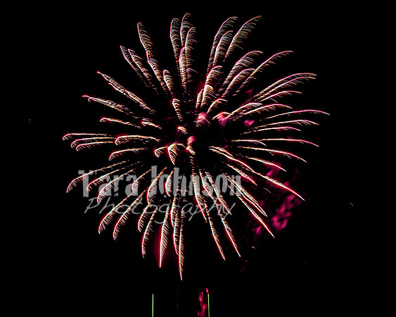 2022 LHS Fireworks - TJP (11 of 90)
