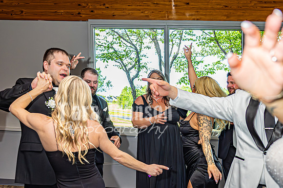 J. & D. Klann - Dances - Bridal Party - TJP (8 of 18)