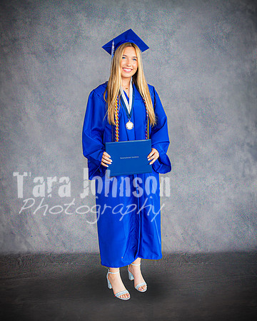 2025 IA Graduation - Gray Backdrop - TJP (159 of 359)