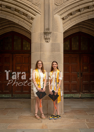Emma & Friends Grad Photos W25 (19 of 96)