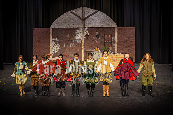 2024 LHS Theatre - 3M - Bows - TJP (1 of 25)