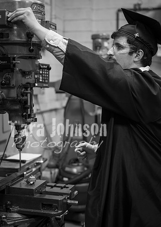 Kera & Friends Grad Photos W25 B&W (227 of 259)