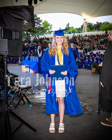 22 IA Grad - Angle #4 Celebration Walk - TJP (80 of 345)