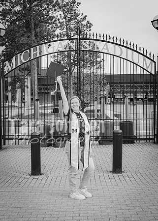 24 U of M Grad Photos - Audrey-40