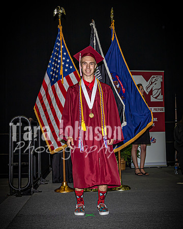 22 MHS Grad - Angle #2 Flags - TJP (293 of 297)
