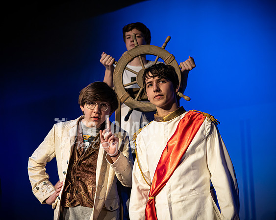 22 LHS Theatre - Mermaid R1 - Act 1 - TJP (168 of 363)