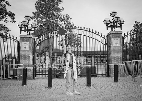 24 U of M Grad Photos - Audrey-44