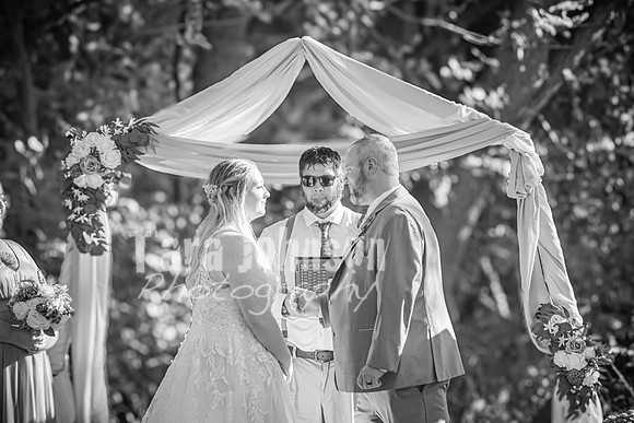 Michael & Ashlee McGrath - Complete - BW - TJP (129 of 428)