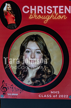 22 MHS Vocal - Senior Showcase - Seniors - TJP (10 of 11)