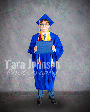 2025 IA Graduation - Gray Backdrop - TJP (184 of 359)