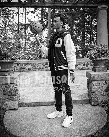 Gerrard McCoy @ Cranbrook Gardens - BW - TJP (21 of 127)