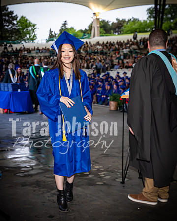 22 IA Grad - Angle #4 Celebration Walk - TJP (84 of 345)