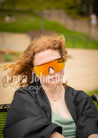 24 Grad Pictures - Kara-100