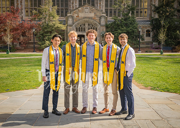 [tht] W24 Senior Grad Photos-32
