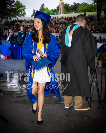 22 IA Grad - Angle #4 Celebration Walk - TJP (89 of 345)