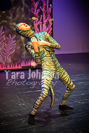 22 LHS Theatre - Mermaid R1 - Act 1 - TJP (127 of 363)