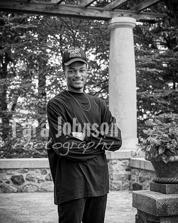 Gerrard McCoy @ Cranbrook Gardens - BW - TJP (7 of 127)