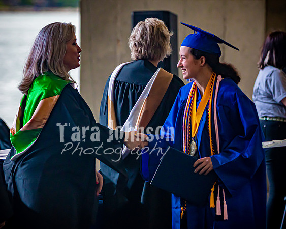 22 IA Grad - Angle #4 Sup-Board-AP - West - TJP (121 of 207)