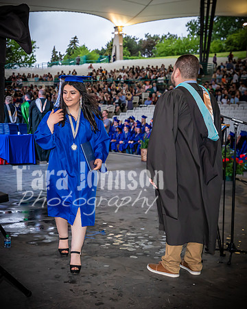 22 IA Grad - Angle #4 Celebration Walk - TJP (170 of 345)