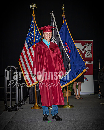 22 MHS Grad - Angle #2 Flags - TJP (281 of 297)