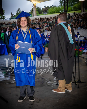 22 IA Grad - Angle #4 Celebration Walk - TJP (156 of 345)