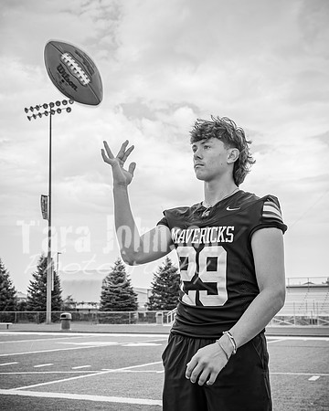 Brok Badertscher @ MHS - BW - TJP (16 of 44)