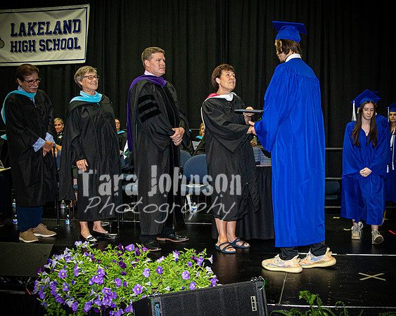 2022 LHS Grad - Angle #2 Diploma & Board - TJP (124 of 610)