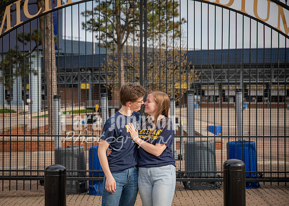24 U of M Grad Photos - Audrey-91