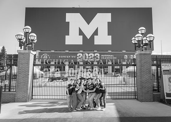 New Life Grad Photos W25 B&W (82 of 166)