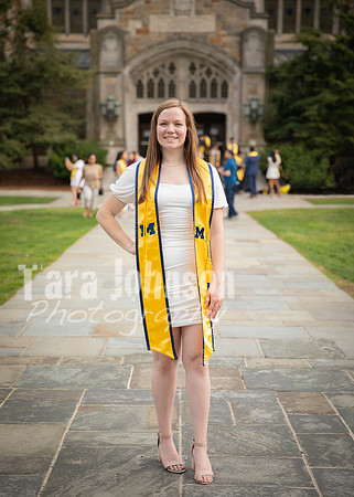24 U of M Grad Photos - Audrey-149