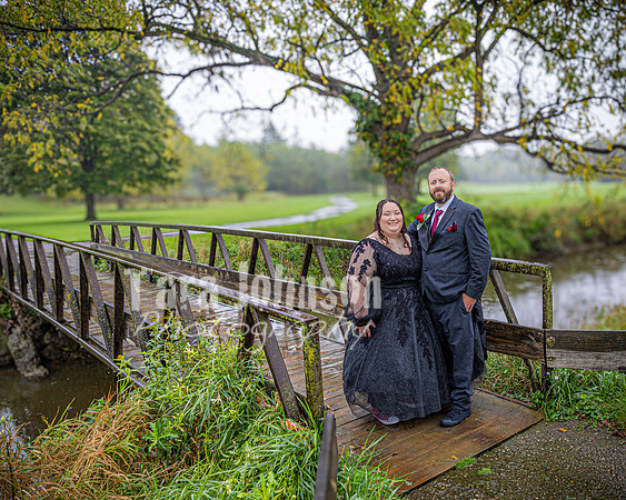 Eric & Elyse - Bride & Groom on Course - TJP (24 of 31)