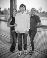 Corbin Gibson Family - BW - TJP (2 of 6)