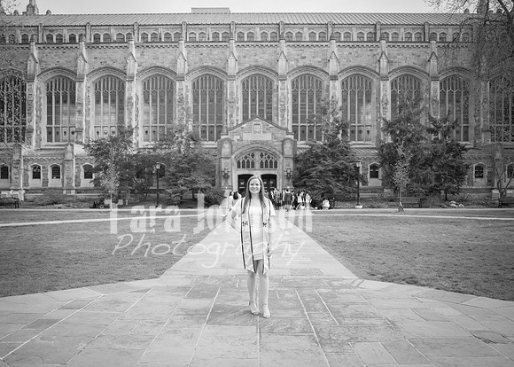 24 U of M Grad Photos - Audrey-154