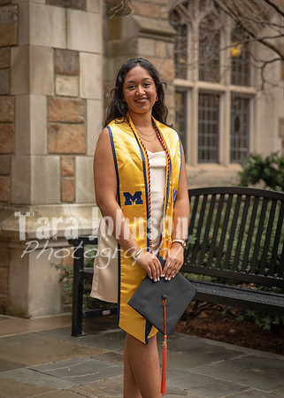 Isha V. W25 Graduation Photos (16 of 70)